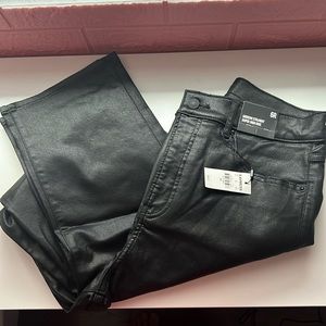 Express modern straight super high rise